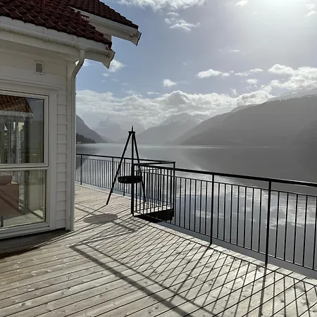 Fjord Faleide Holiday home *