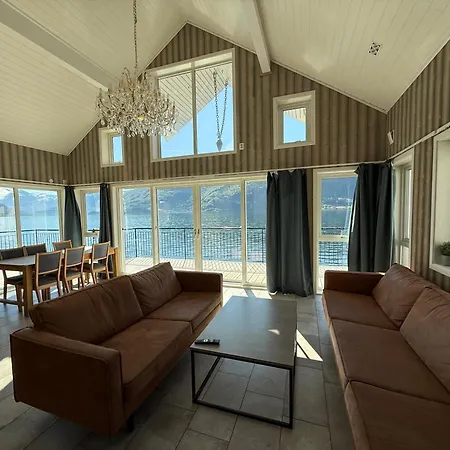 別荘 Fjord Faleide *